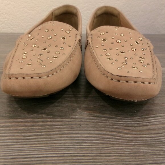 Like New Clarks Artisan Suede Leather Tan Driving Loafers with Gold Studs 9 - Picture 4 of 15
